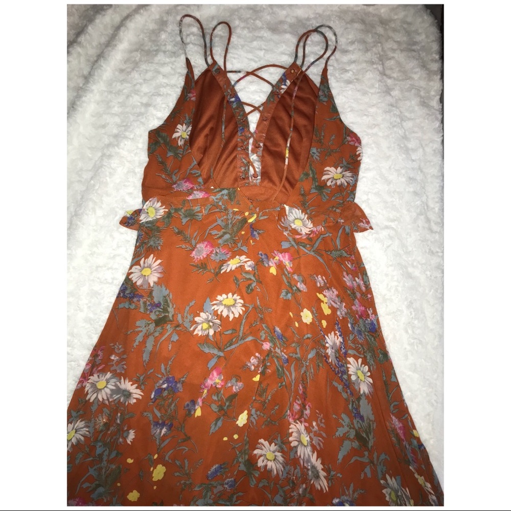 ✨ Floral Maxi dress 💎HOST PICK💎 - Picture 3 of 7